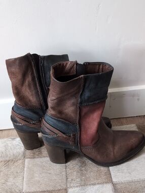 Mjus Leather Mid-Calf Brown & Red Women’s Ankle Boots